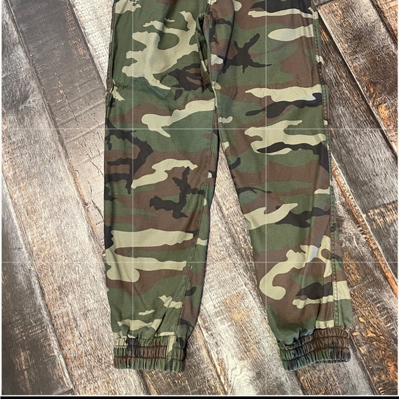 TNA camo Alix pant/jogger - Picture 3 of 6